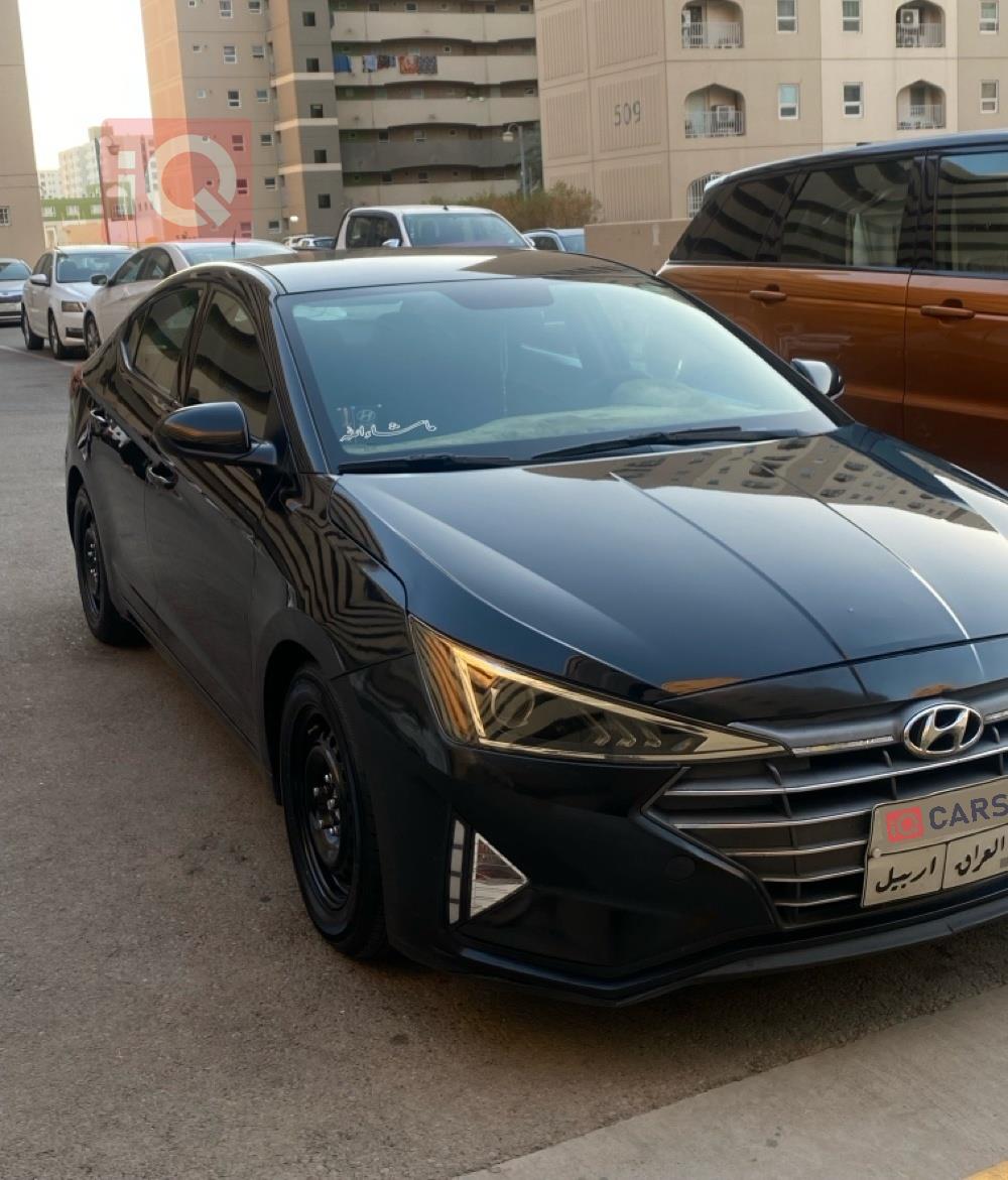 هیوندای ئەلەنترا